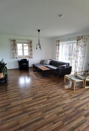 Haiming Apartment | Niedergerner Alpaka Ranch Groß
