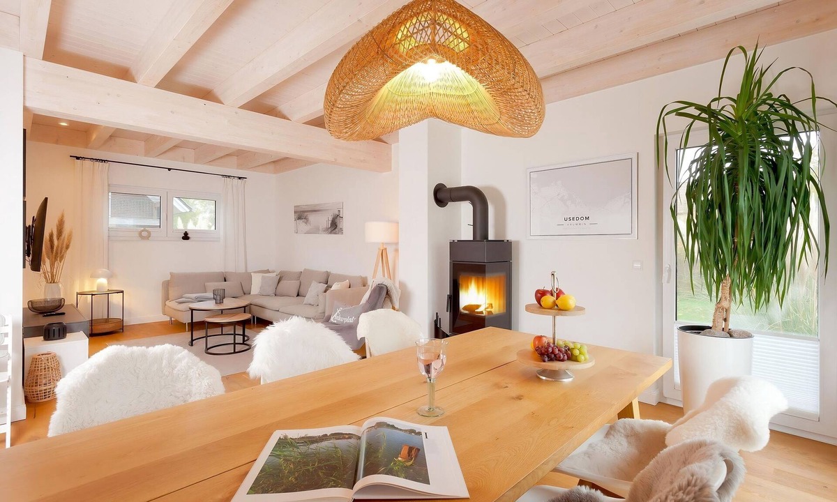 Krummin Apartment | No.2 - Holiday homes Ankerplatz 1 & 2 Usedom- sauna, fireplace & garden