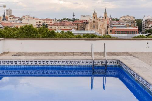 Golden Triangle of Art Apartment | Paseo del Prado II - Apartamento de 1 dormitorio con Piscina y Terraza