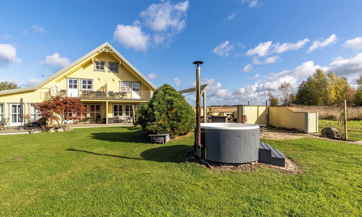 Wittenbeck Apartment | Peace, nature & feel-good atmosphere with sauna and hot tub