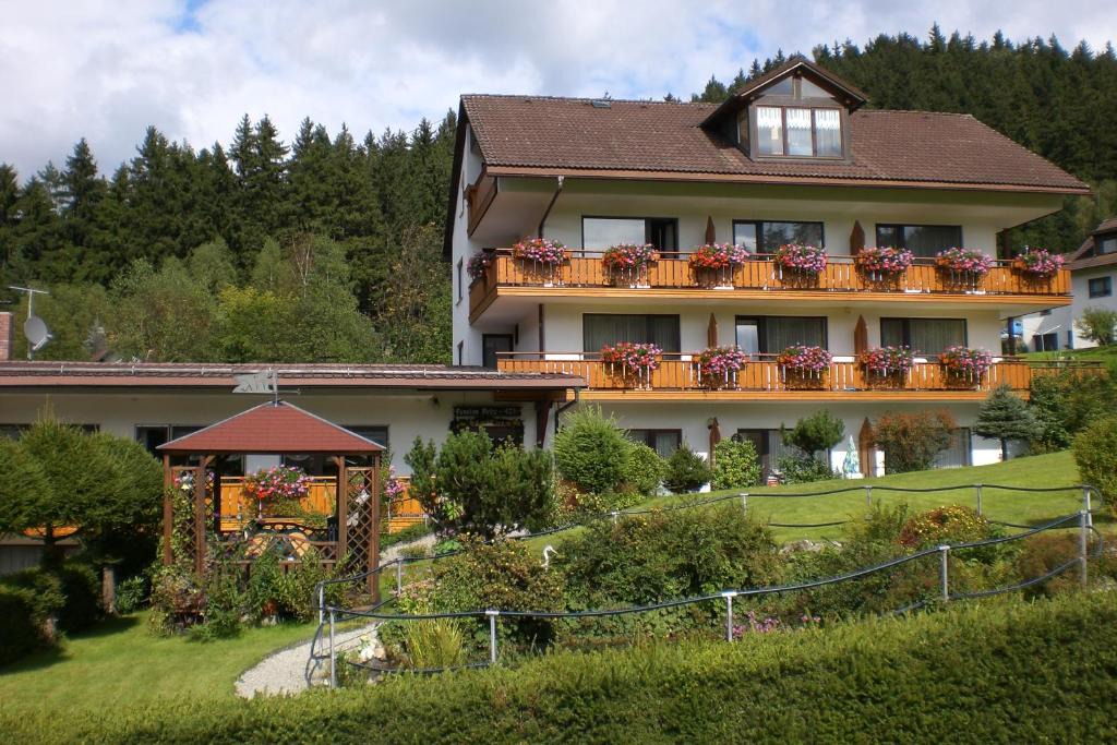 Warmensteinach House | Pension Brix