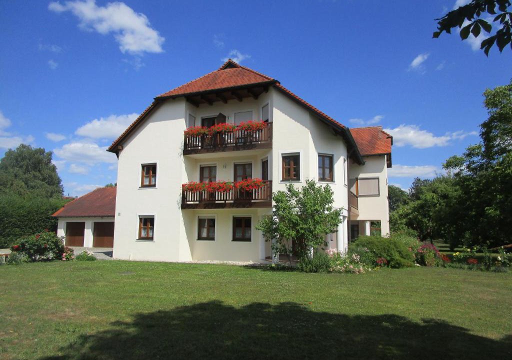 Neuhaus am Inn House | Pension Eva