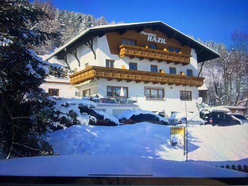 Ladis House | Pension Razil