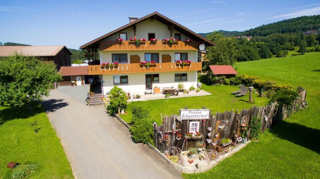 Bodenmais House | Pension Schuasterhof