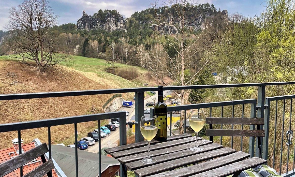 Niederrathen House | Pension zum Talwächter im Sandsteinidyll