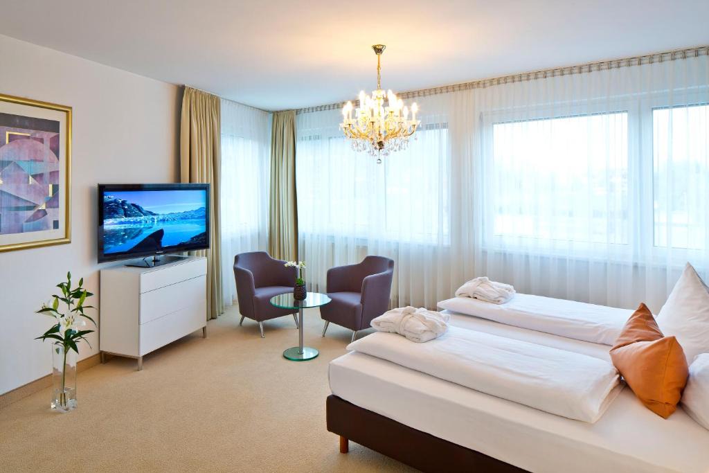 Hoetting Apartment | Penz West Suite