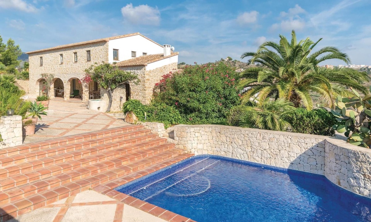Benissa House | Pet friendly home in Benissa