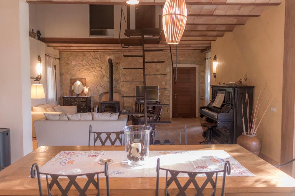 Santa Maria del Cami House | Petit Torrent Fals