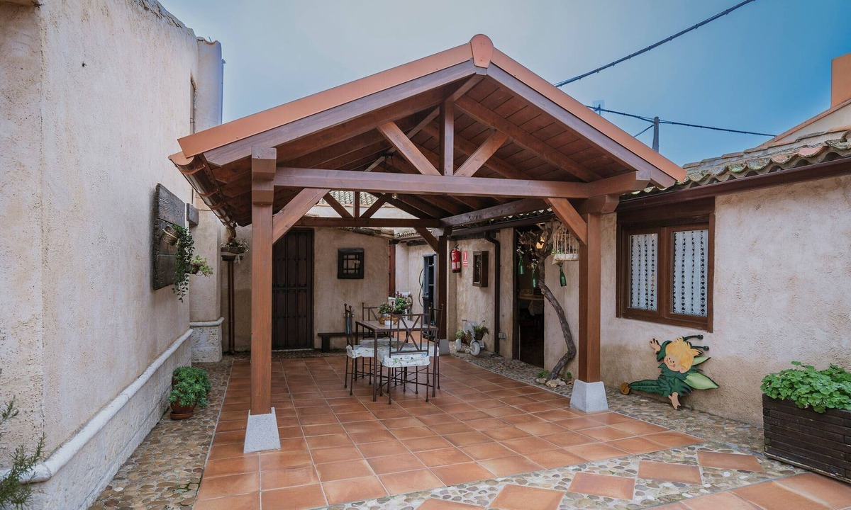 Villanueva de Duero House | Pinar de las Cabanuelas – Country Home for 5, Ciudad Real, Garden & Terrace