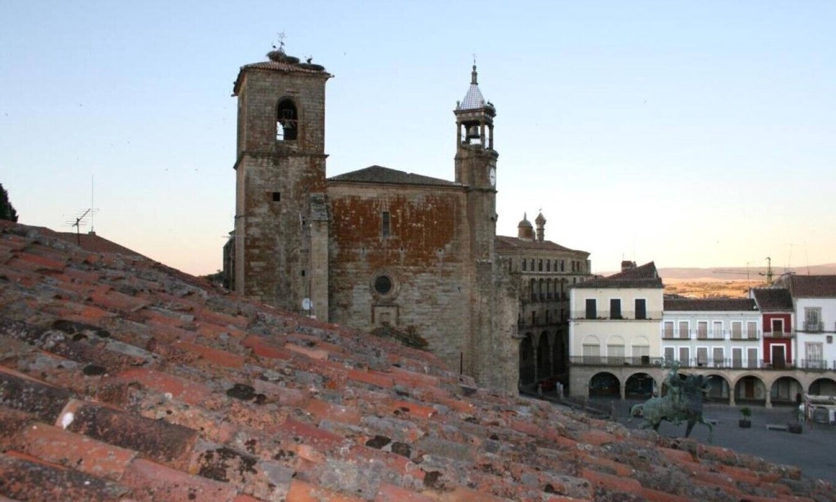 Trujillo Apartment | Plaza Mayor Trujillo Rooms