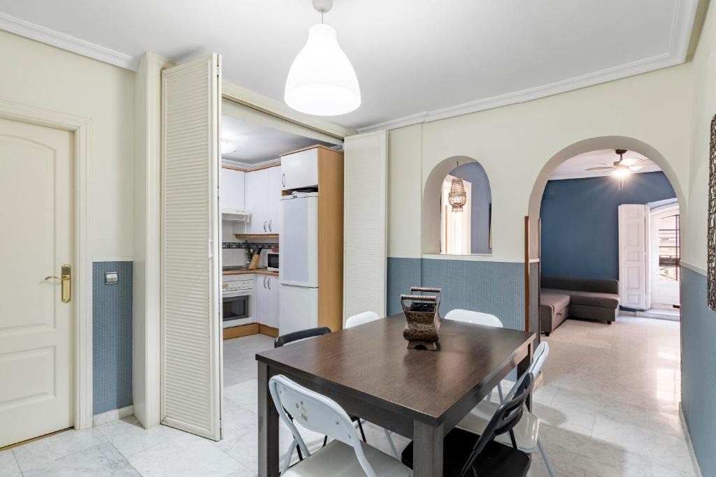 Huertas Apartment | Plaza Sant' Ana, casco histórico