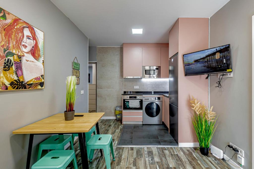 Bellas Vistas Apartment | Precioso cerca Santiago Bernabéu - Apartamento ALVARADO