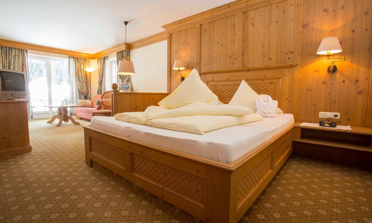 Tannheim House | Primrose - Hotel Bogner Hof