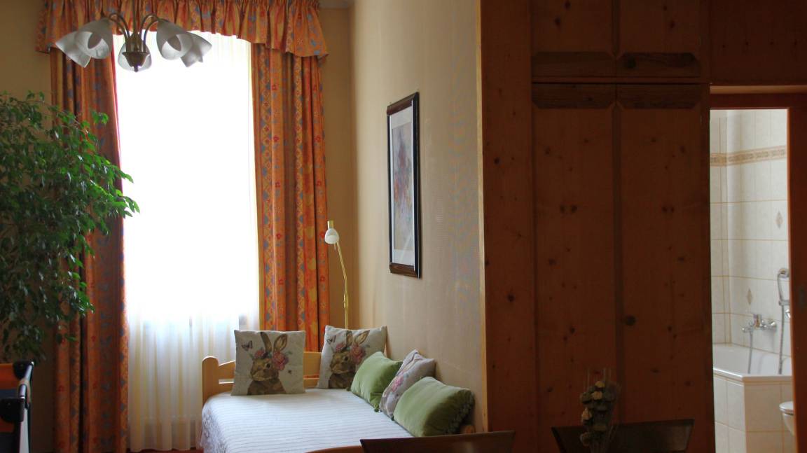Hohenberg a.d.Eger Resort | Private room ∙ 3 guests