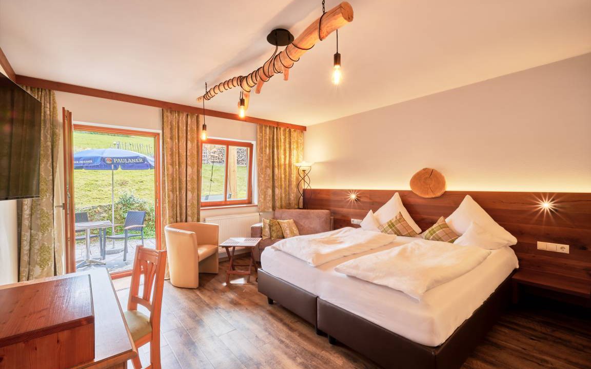Mitterfirmiansreut Resort | Private room ∙ 2 guests