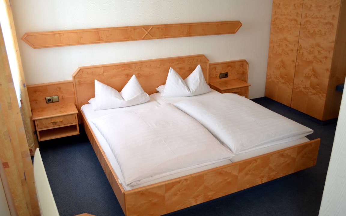 Altenkunstadt Resort | Private room ∙ 1 bedroom ∙ 2 guests