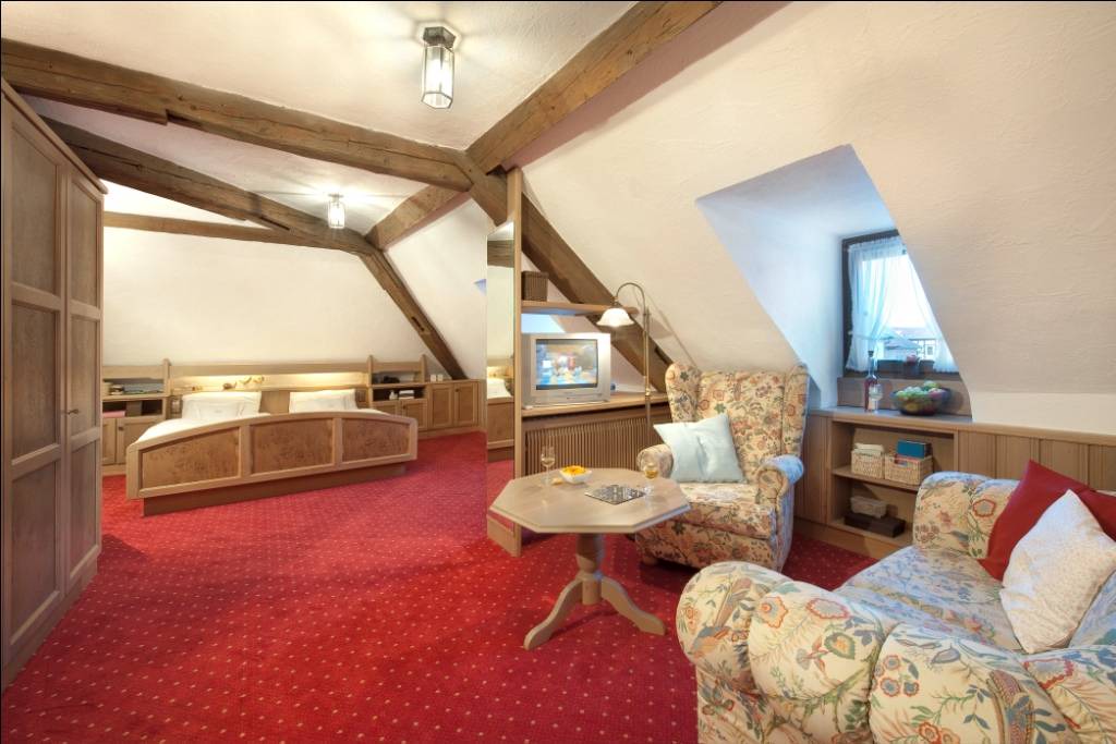 Sommerach Resort | Private room ∙ 1 bedroom ∙ 3 guests