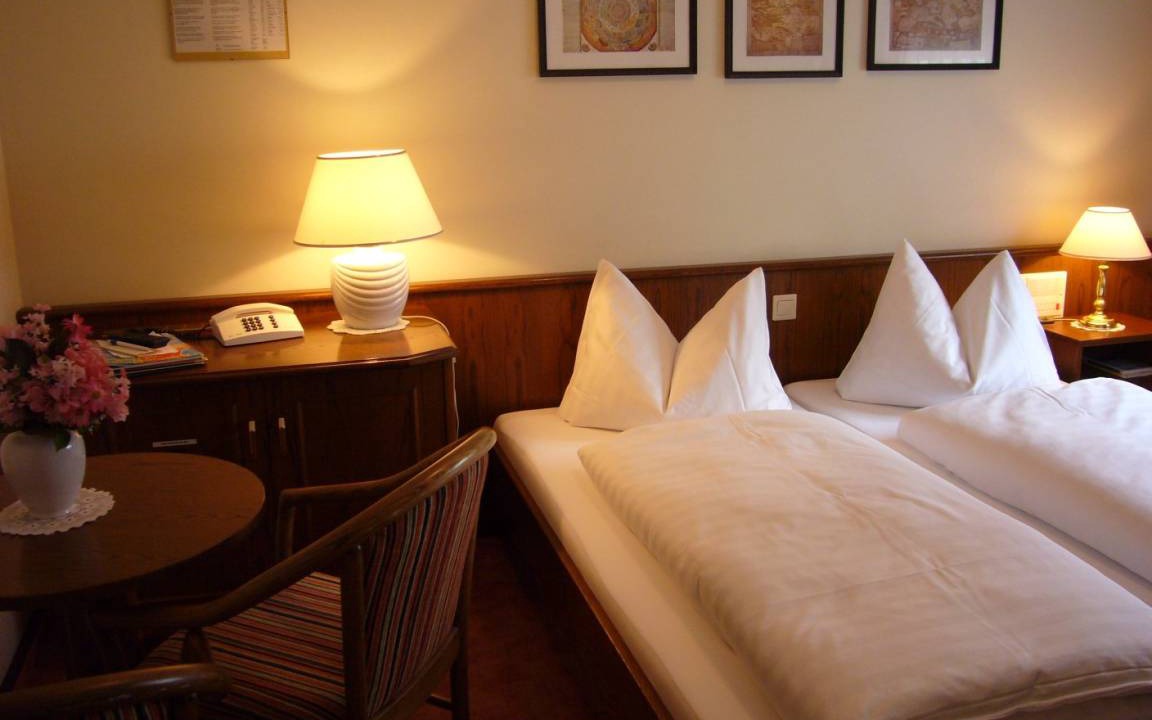 Weiden in der Oberpfalz Resort | Private room ∙ 1 bedroom ∙ 2 guests