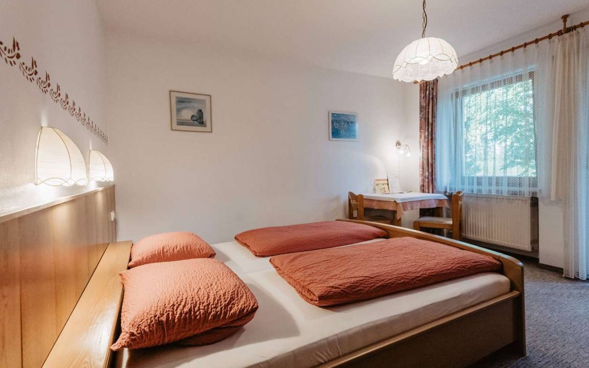 Bad Goegging Resort | Private room ∙ 1 bedroom ∙ 2 guests