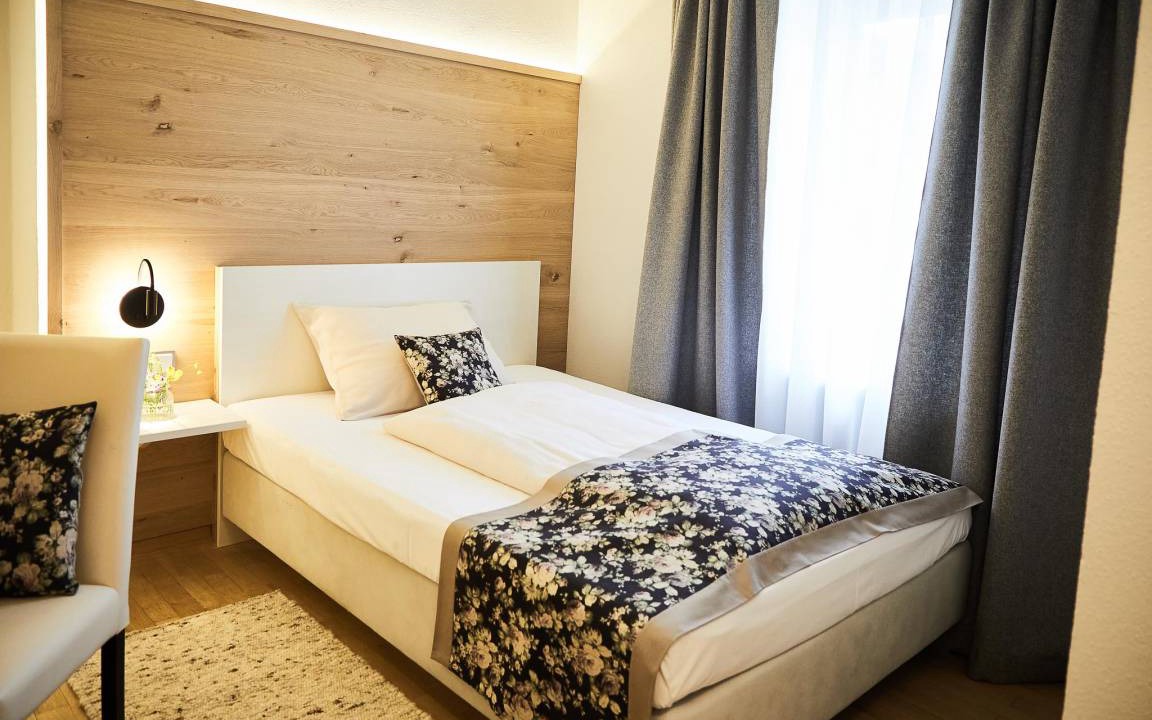 Teisendorf Resort | Private room ∙ 1 guest