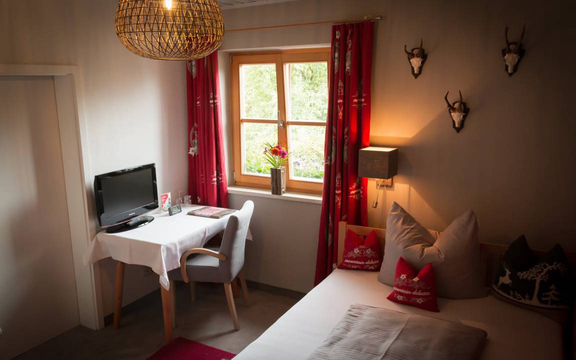 Bernau am Chiemsee Resort | Private room ∙ 1 guest