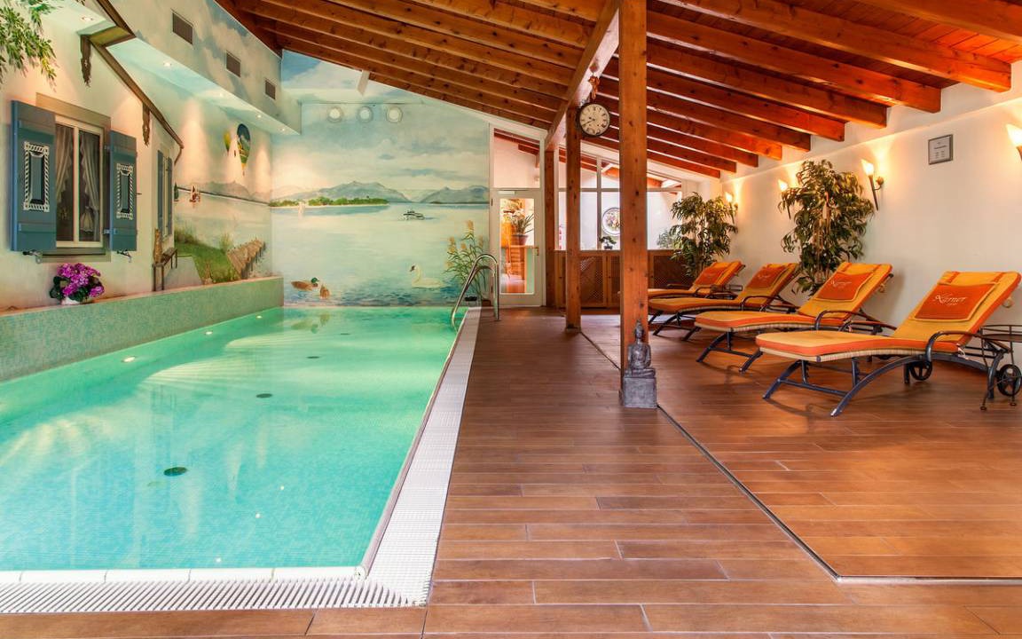 Frasdorf Resort | Private room ∙ 3 guests