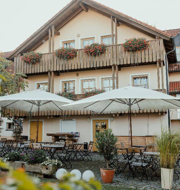 Waldsassen Resort | Private room ∙ 3 guests