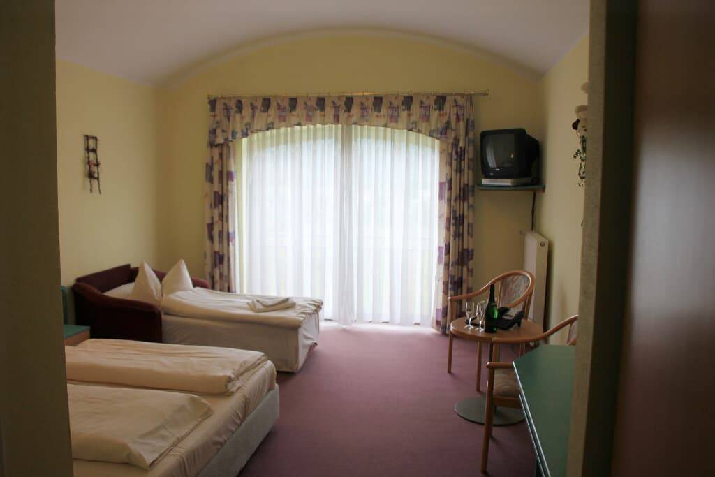 Obernzell Resort | Private room ∙ 3 guests
