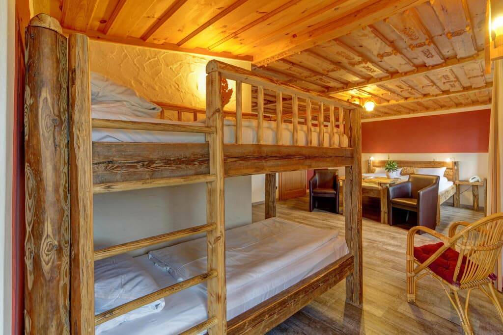 Warzenried Resort | Private room ∙ 4 guests
