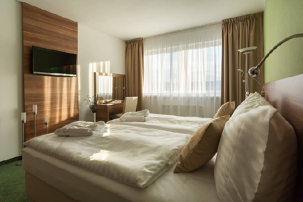 Neualbenreuth Resort | Private room ∙ 3 guests
