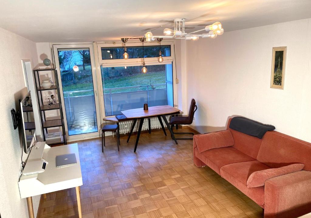 Furstenfeldbruck District Apartment | Private Wohnung in Fürstenfeldbruck, nahe Ammersee/München/Augsburg