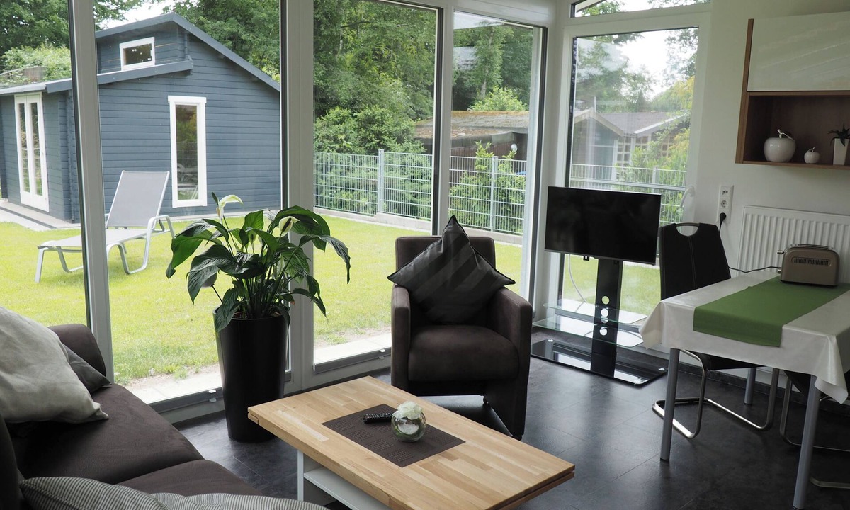 Haddorfer Seen Apartment | "Pure relaxation in the birch grove: a retreat in nature!"