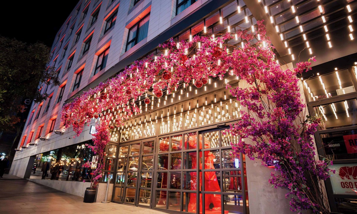 Golden Triangle of Art Hotel | Radisson RED Madrid
