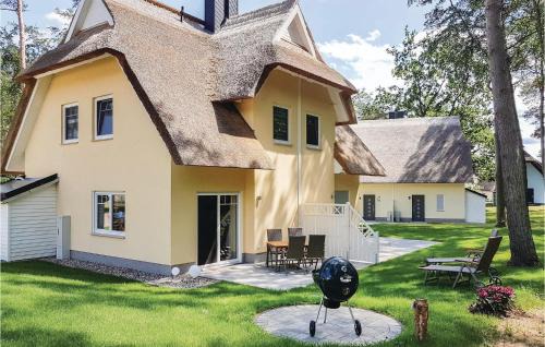 Zirchow House | Reetdachhaus Kiek In` Wald