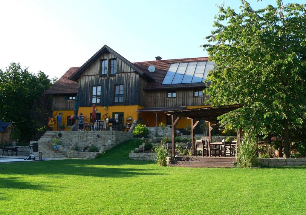 Langquaid Apartment | Reiterhof vom Litzlbach