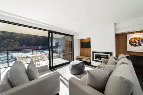 Arthur's Point Apartment | Residence du Parc - Luxury Apartment