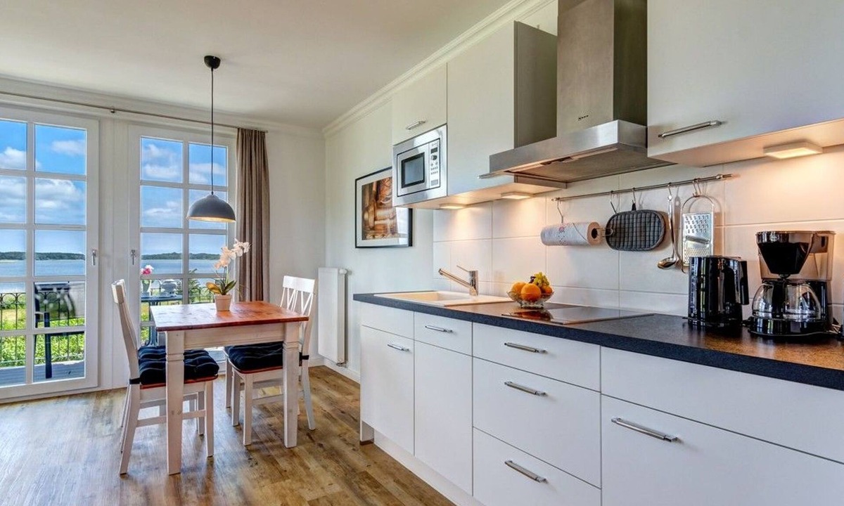 Balm Apartment | Residence on Lake Balmer - BS 52