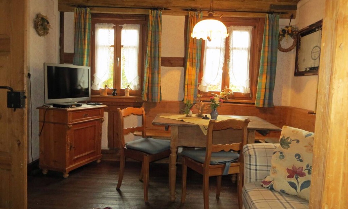 Neusitz Apartment | Restauriertes Bauernhäuschen im Zentrum von Schweinsdorf