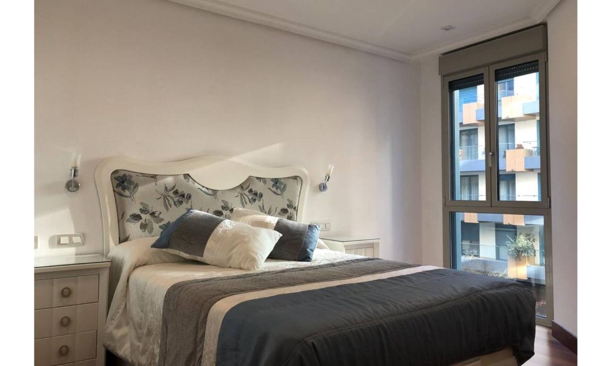 Arganzuela Apartment | Rhodium Apartment