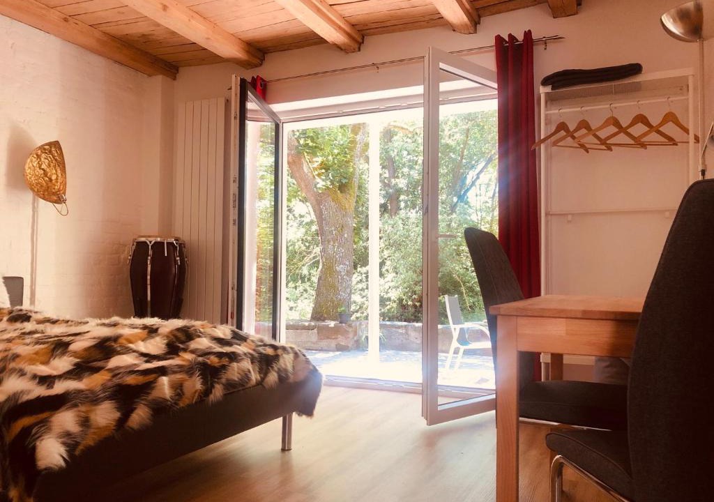 Herzogenaurach Apartment | Riverside apartment in central Herzogenaurach