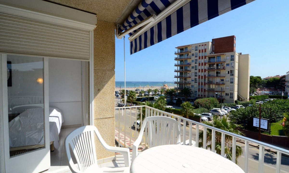 L'Estartit Apartment | ROCAMAURA I D 3-4 - APARTMENT WITH SWIMMINGPOOL