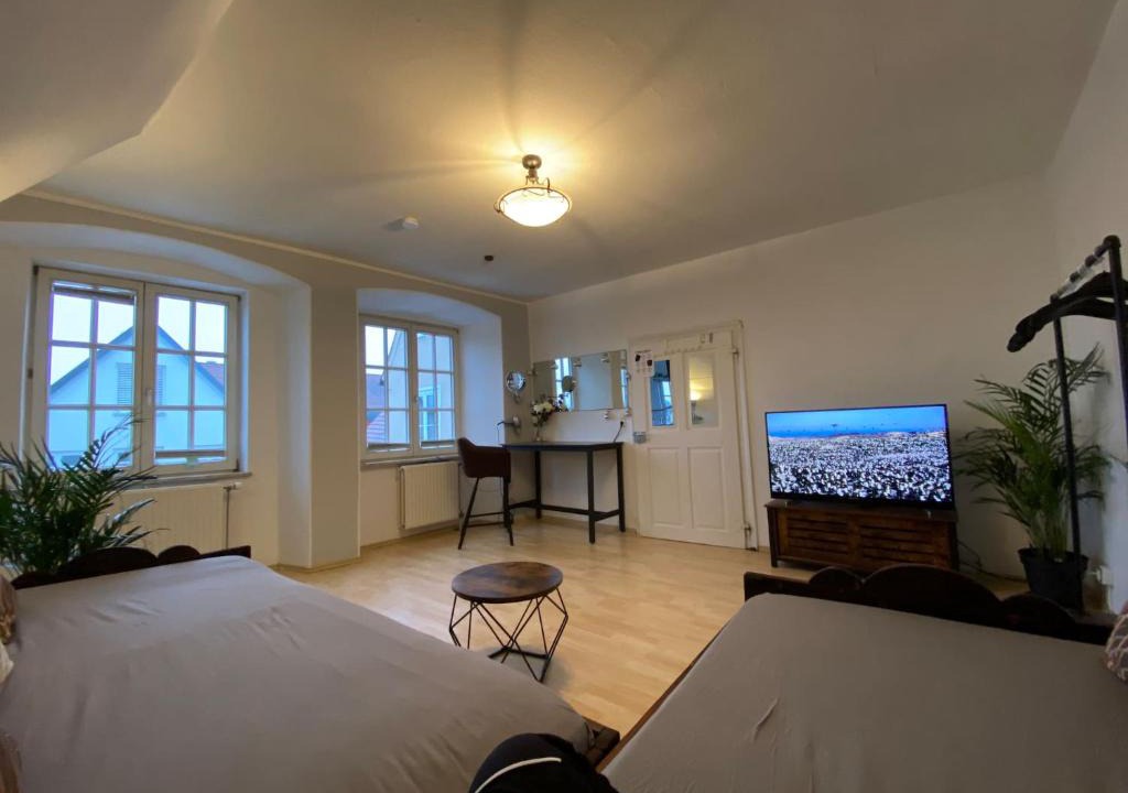 Kempten House | Room in Apartment - Schlafen Wie Prinzessinnen In Kemptens Schlosschen