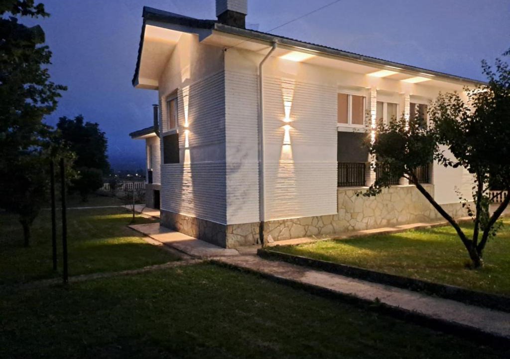 Medina De Pomar Villa | Rosales Collection Vacation Villa