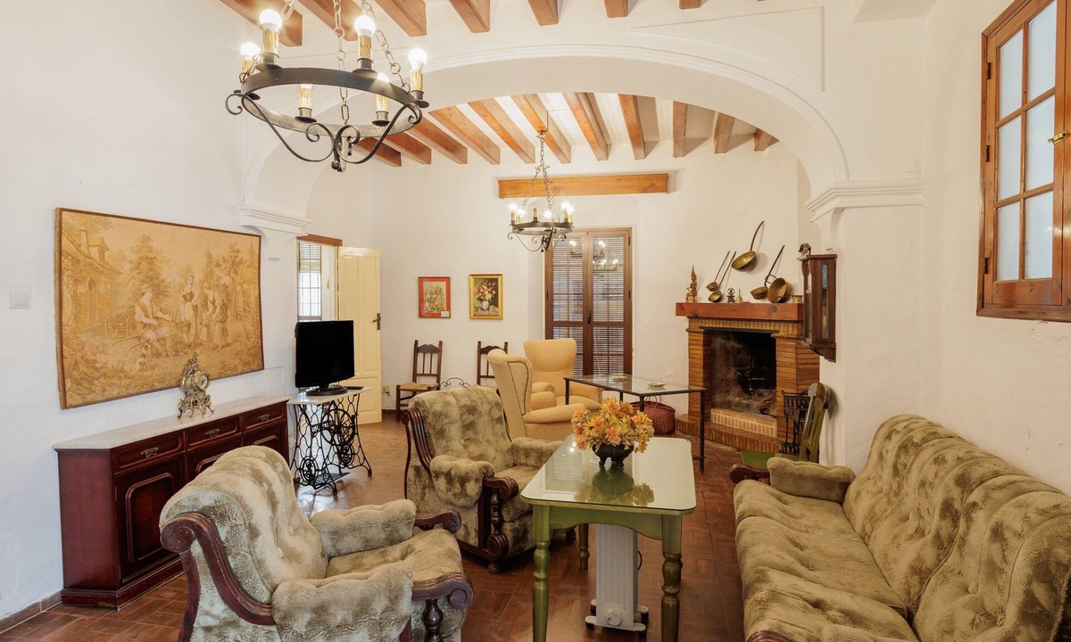 Montellano House | Rural House 'El Balcón de Montellano' with Private Pool, Terrace & Wi-Fi