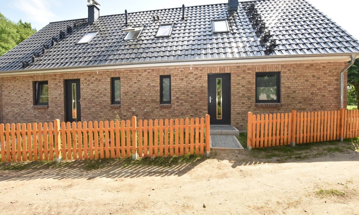 Damshagen House | Rustic Retreat with Fireplace