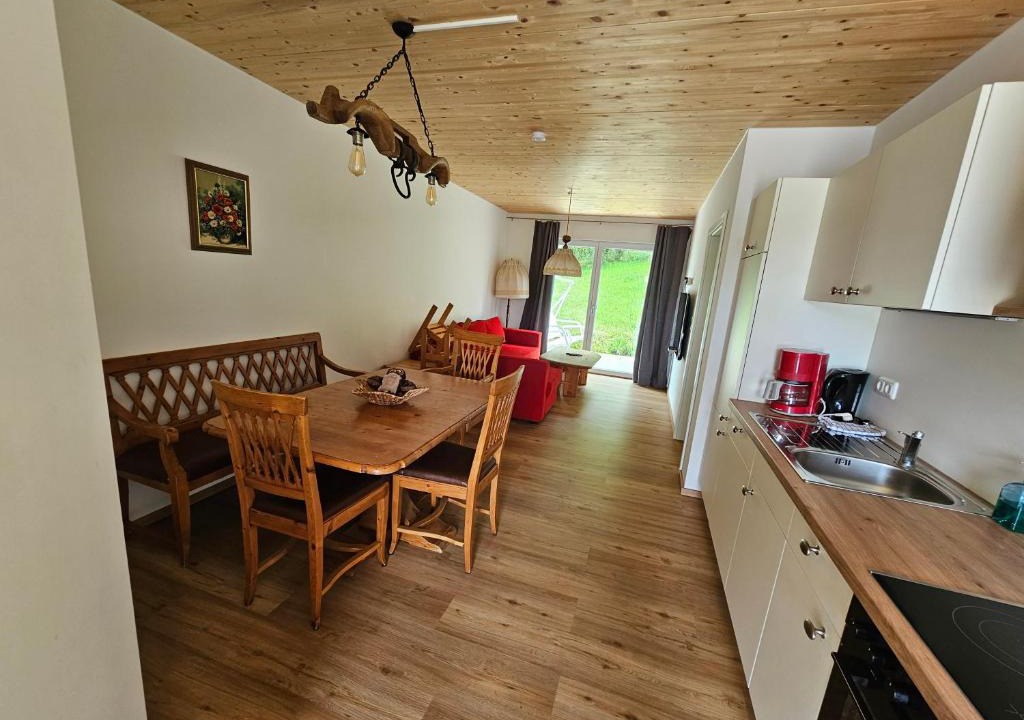 Landau an der Isar Apartment | Rustikale Ferienwohnung auf Rups Hof