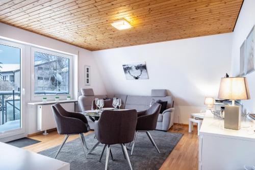 Schoenwald Apartment | Schwarzwaldblick D App 10 mit Pool