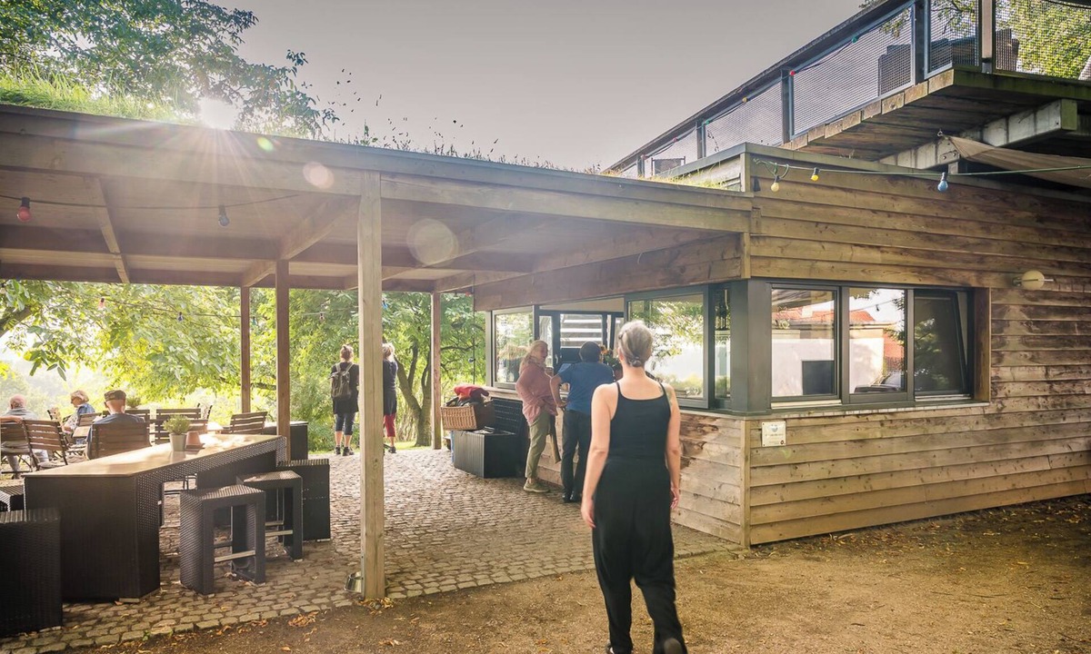 Stintenburg Bed & Breakfast | Seeblick Lassahn
