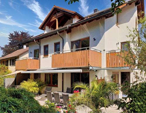 Uhldingen-Muehlhofen Apartment | Seehaus Aachblick, Stilvolle Apartments und Ferienwohnungen