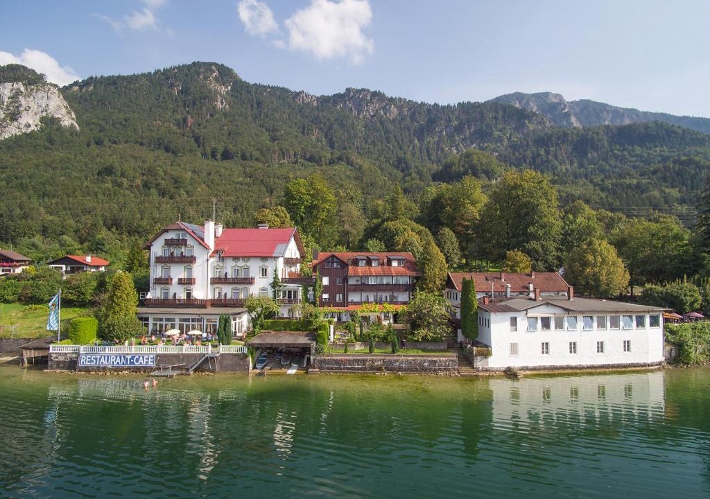Kochel am See Hotel | Seehotel Grauer Bär
